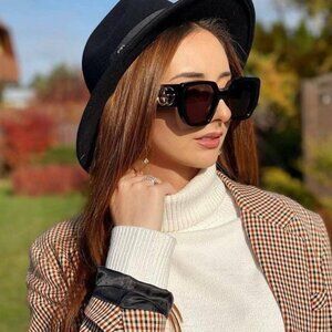 Gucci GG0956S 003 Sunglasses Black Square Frame, Grey Lenses